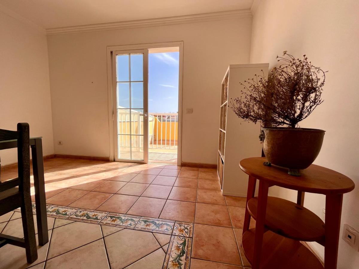 Integral 5 Coliving Bed and Breakfast El Médano Exteriör bild
